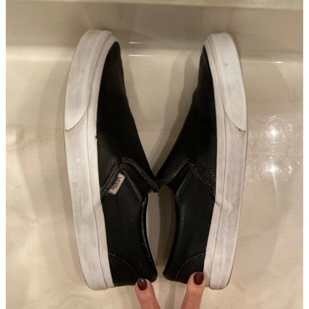 Vans Shoes Unisex Sneaker Slip-On Black Perforated Leather Size 10 (W)‎ 8.5 (M)